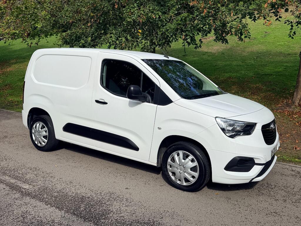 Vauxhall Combo - Image 2