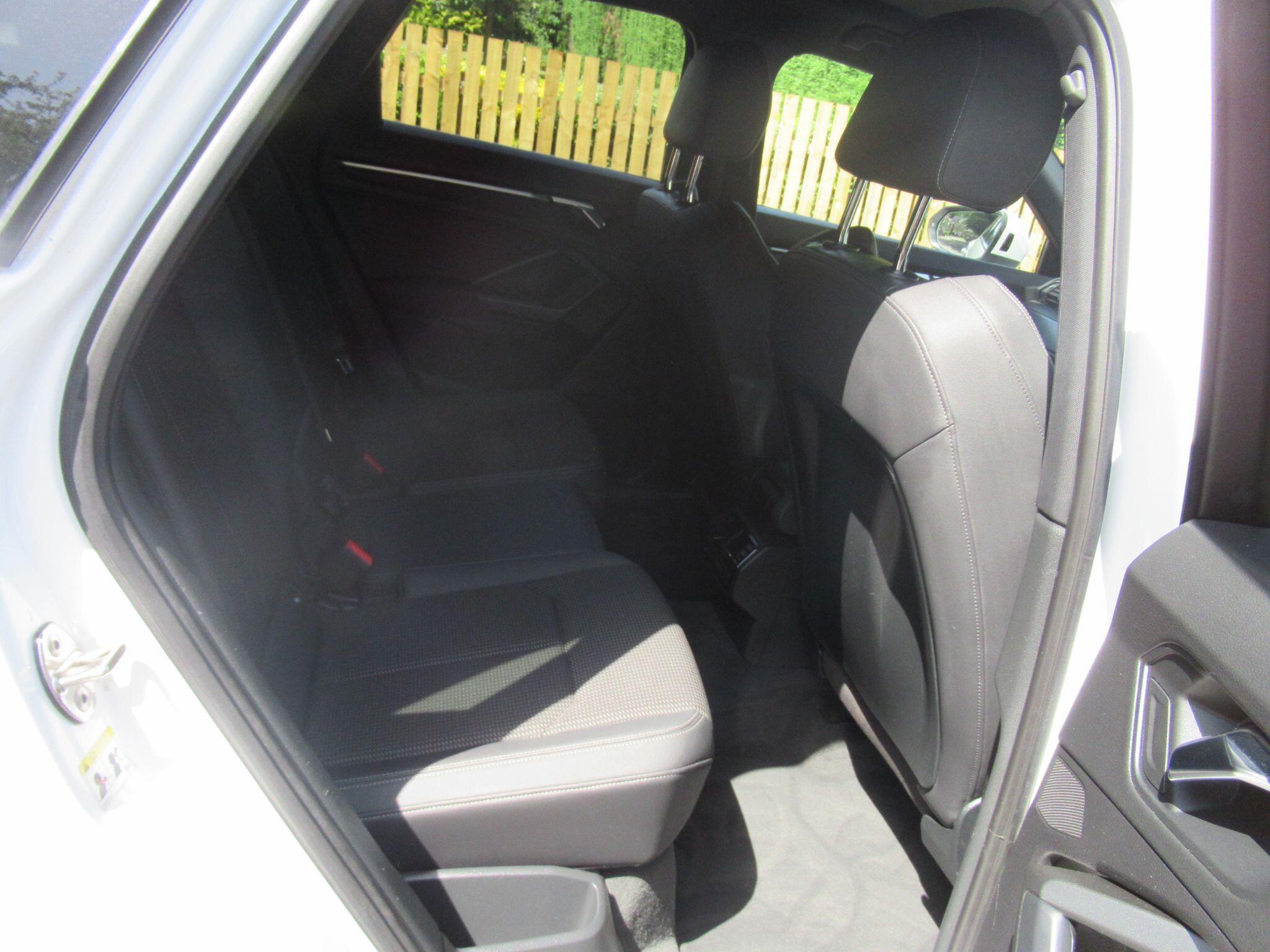 Audi Q3 - Image 16