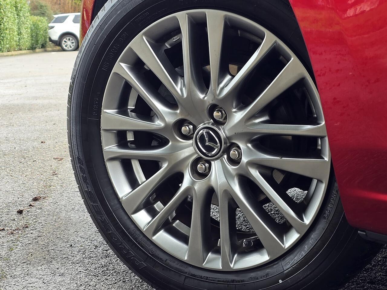 Mazda MAZDA2 - Image 16