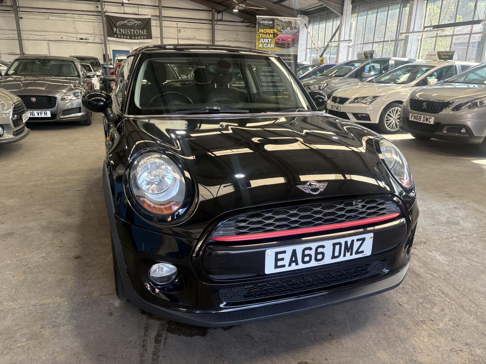MINI Hatch - Image 2