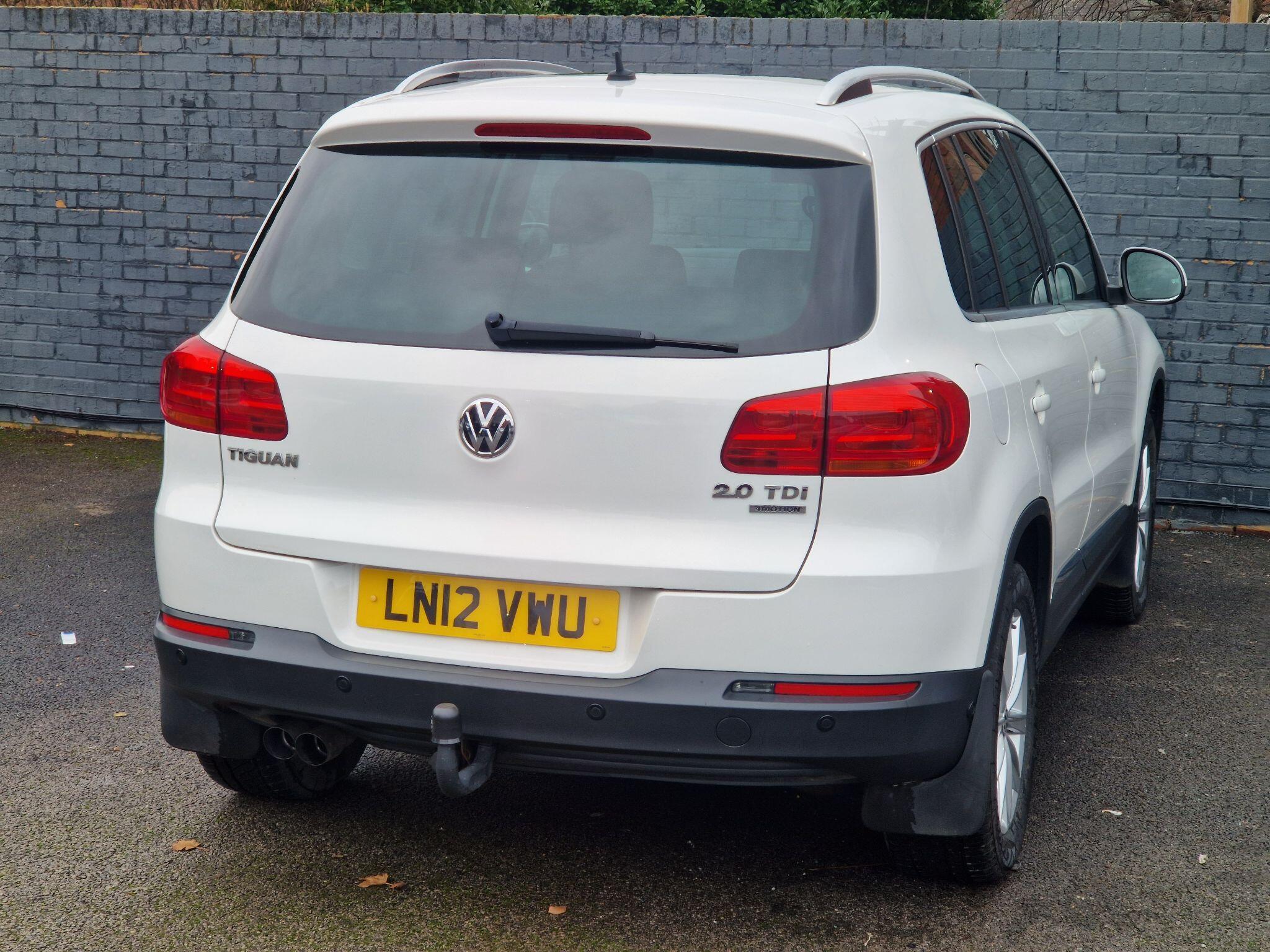 Volkswagen Tiguan - Image 10