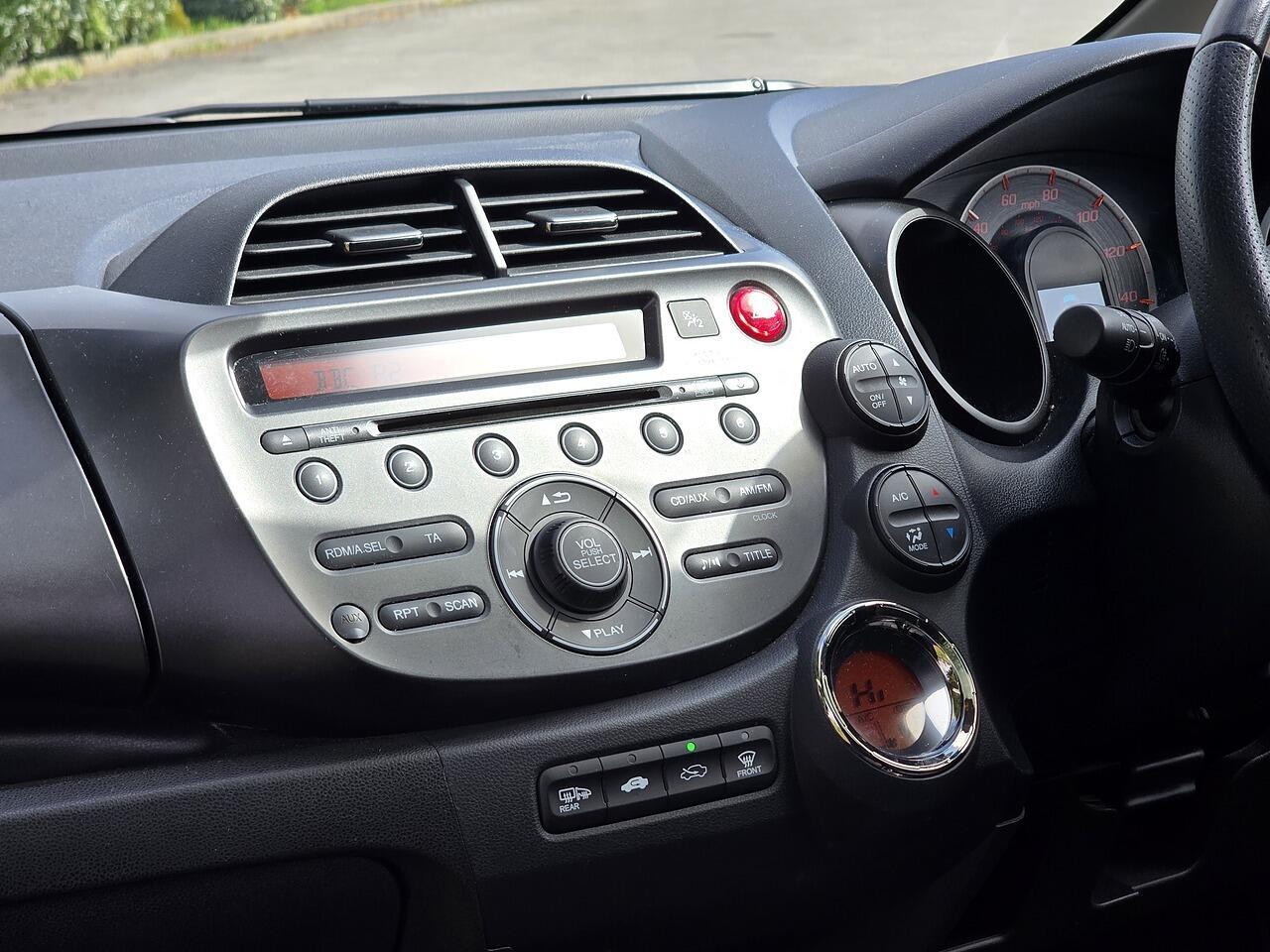 Honda Jazz - Image 6