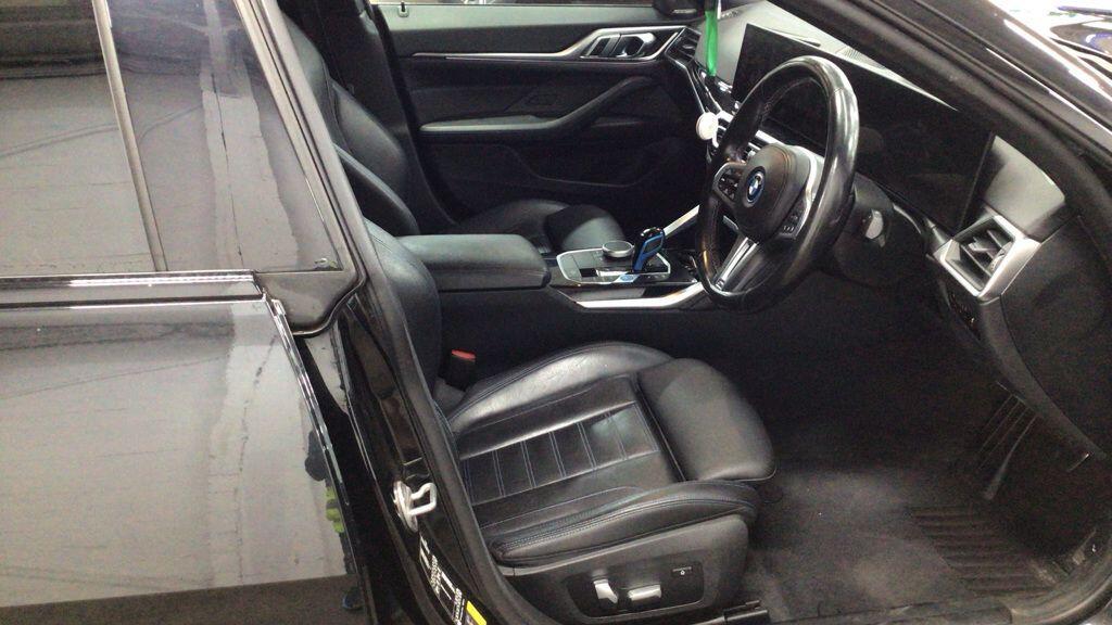 BMW I4 - Image 3