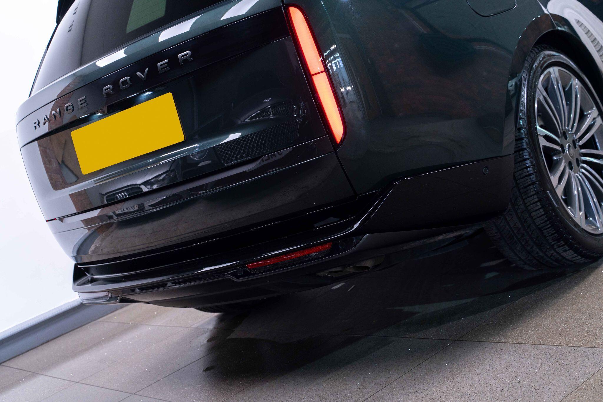 Land Rover Range Rover - Image 5