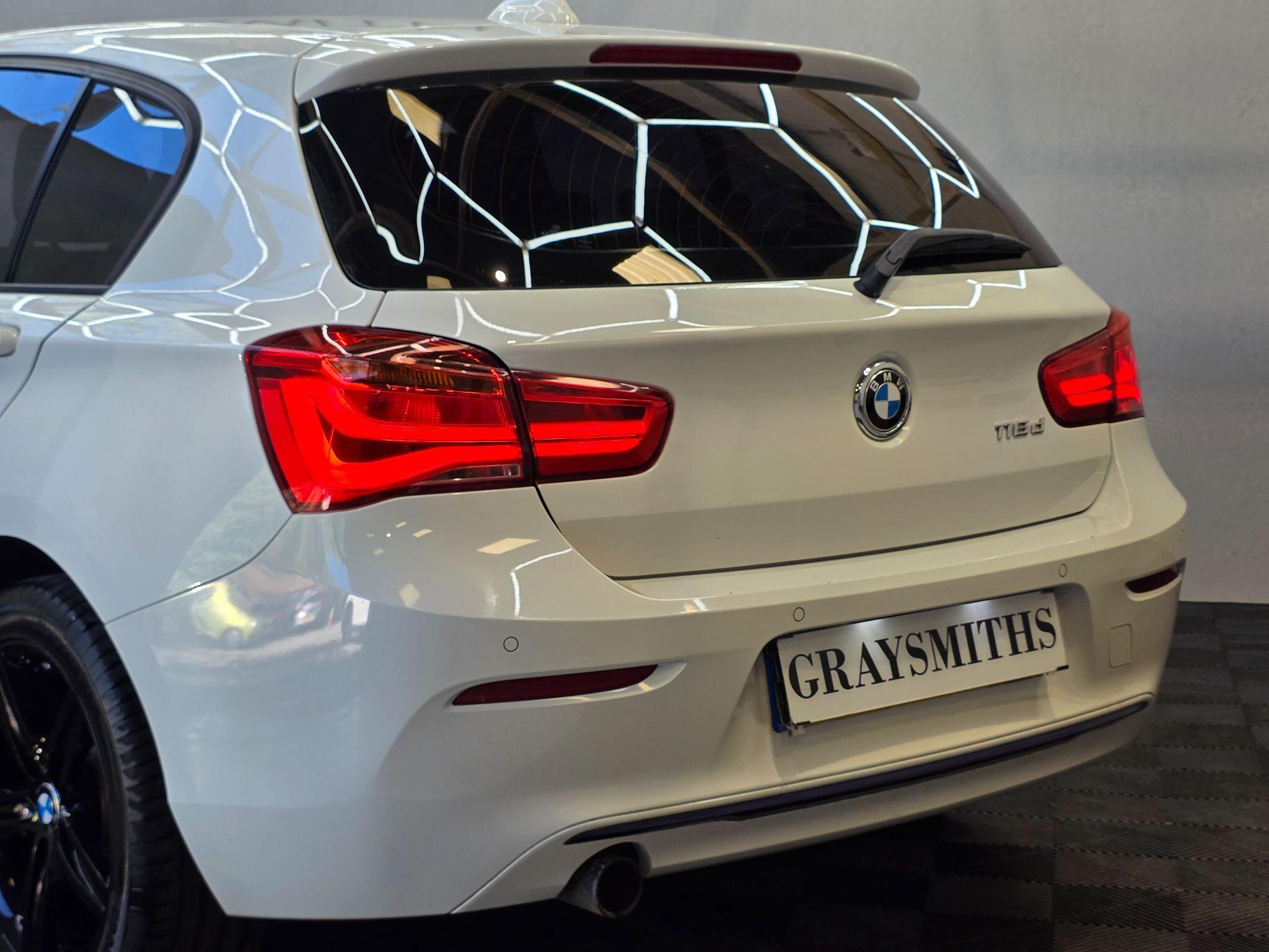 BMW 1 Series - Image 11