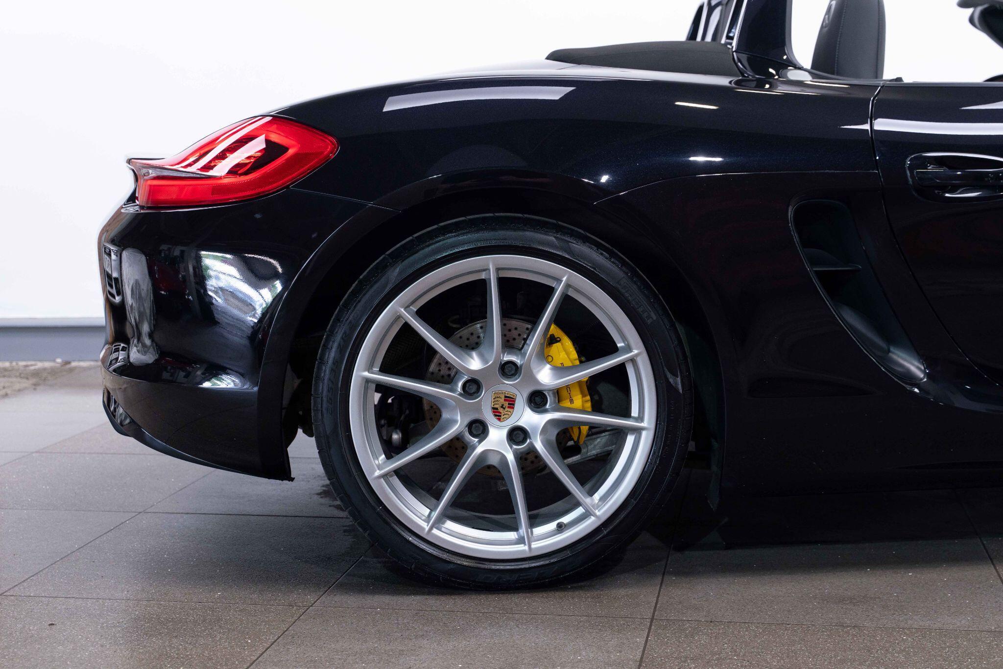Porsche Boxster - Image 20