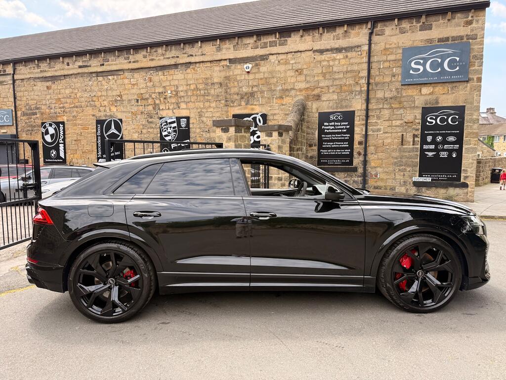 Audi RSQ8 - Image 10