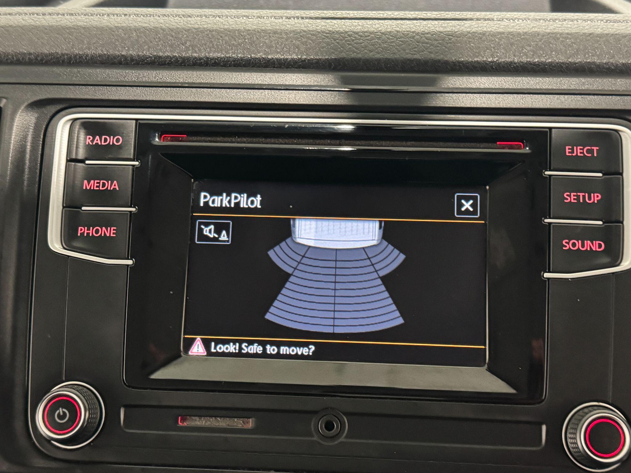 Volkswagen Transporter - Image 63