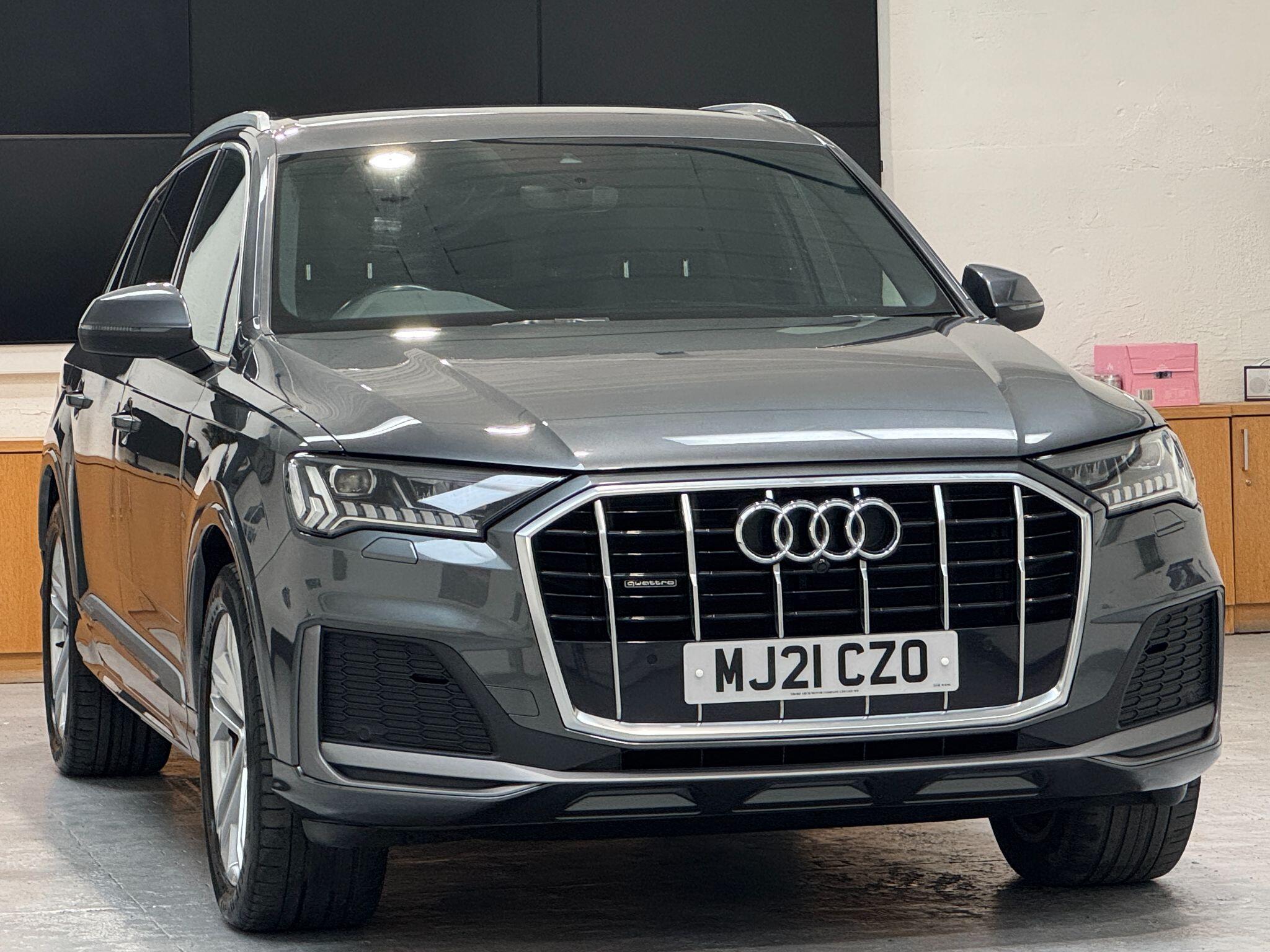 Audi Q7 - Image 6
