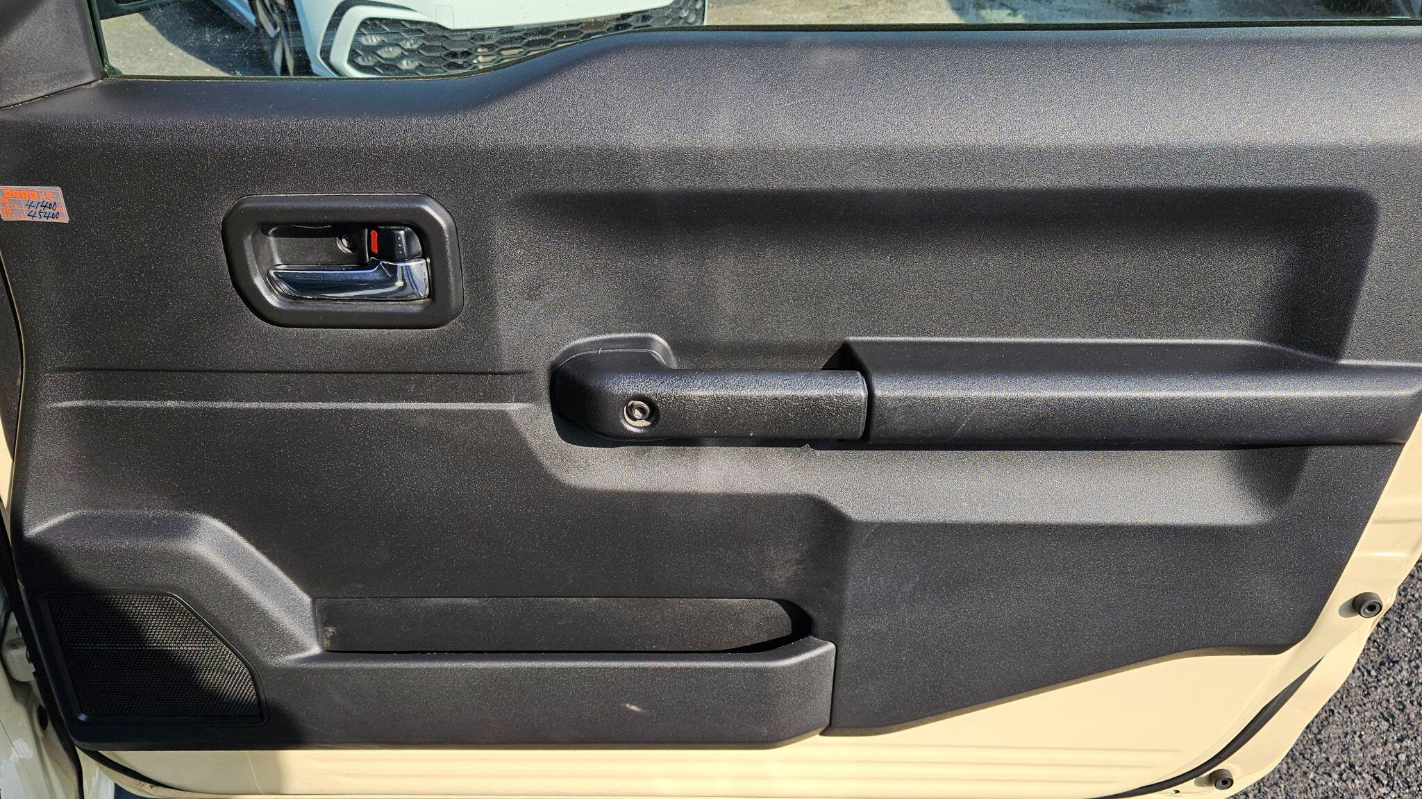 Suzuki Jimny - Image 62