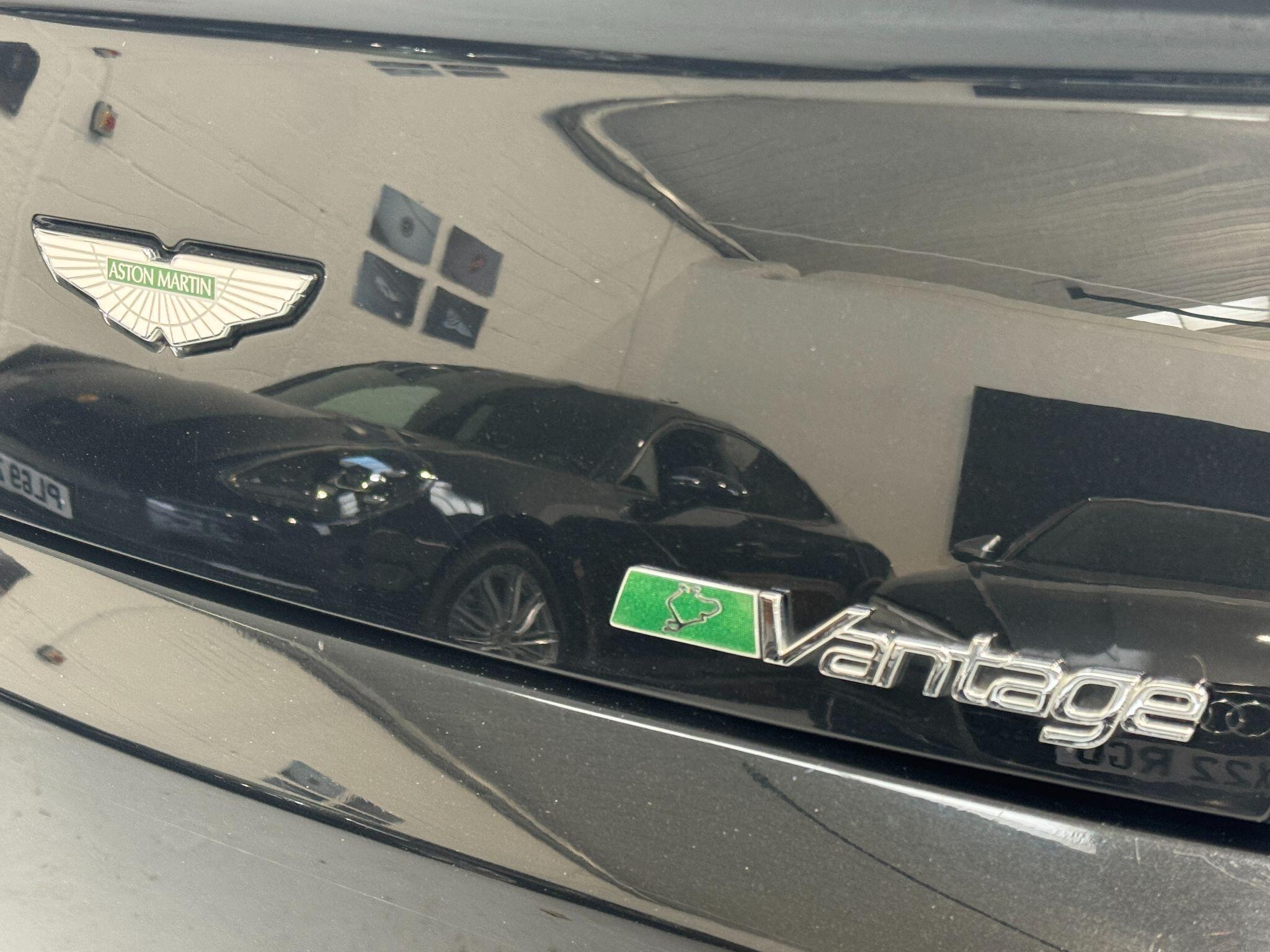Aston Martin Vantage - Image 52