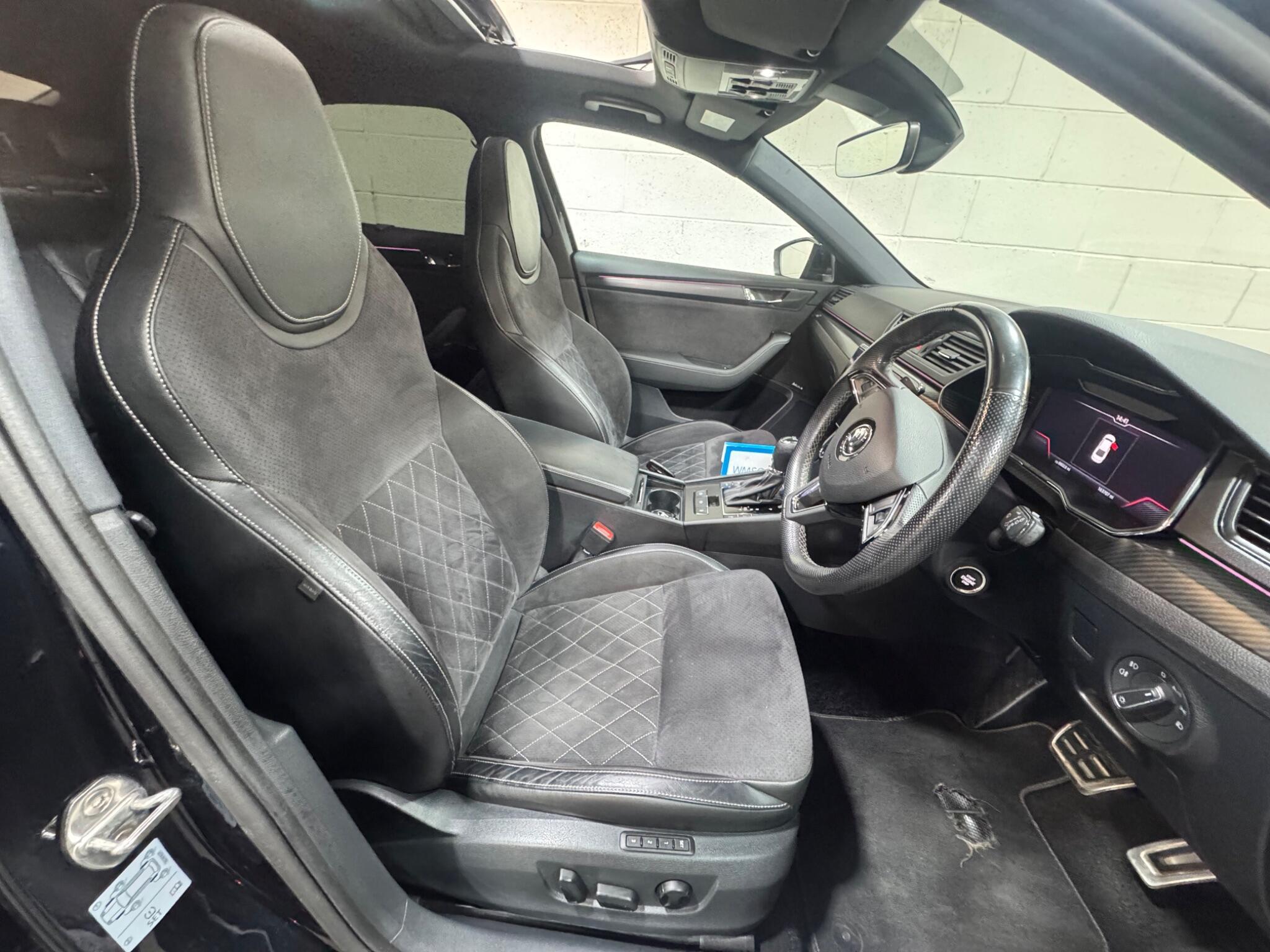 Skoda Superb - Image 8