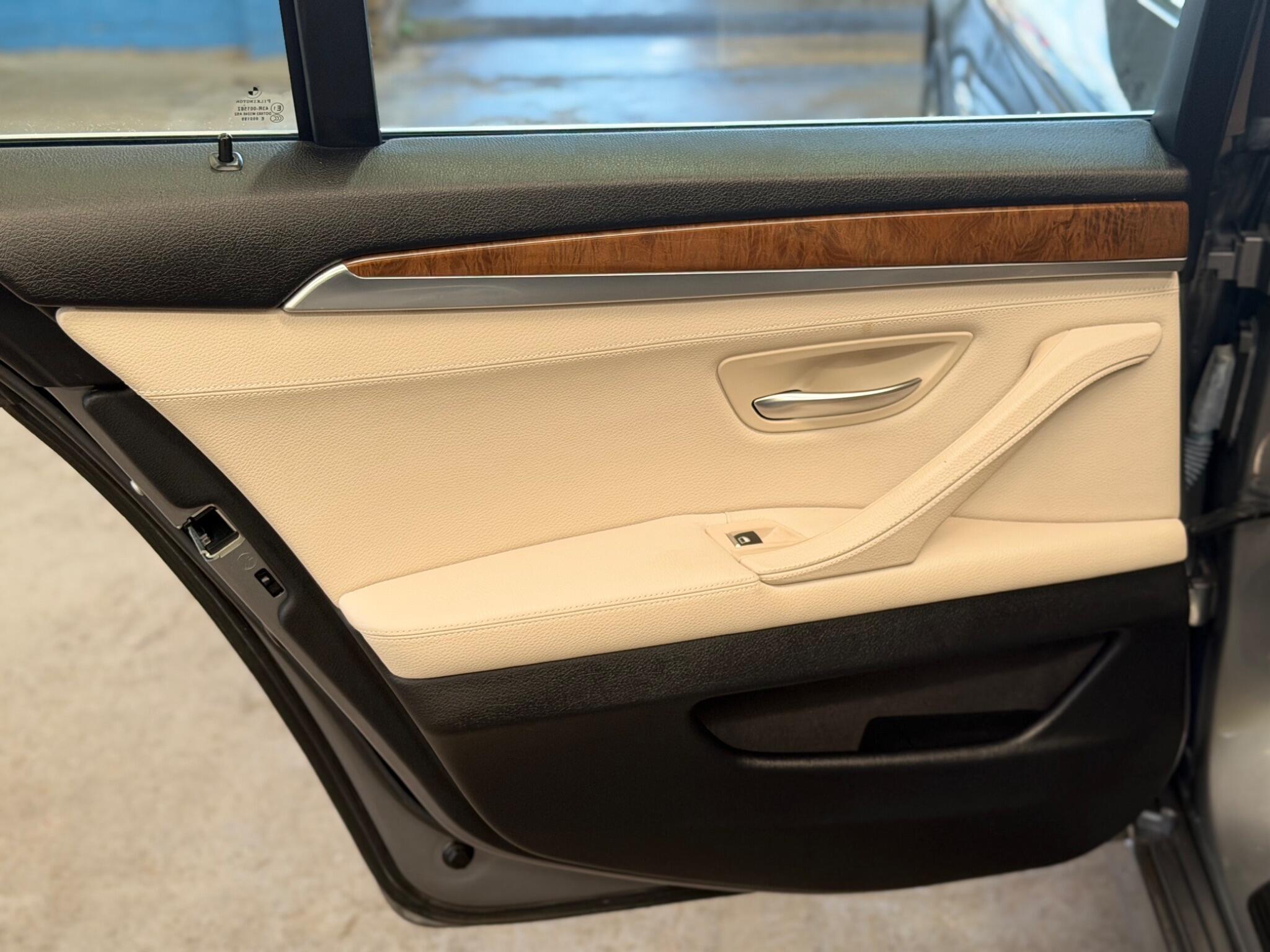 BMW 5 Series - Image 36