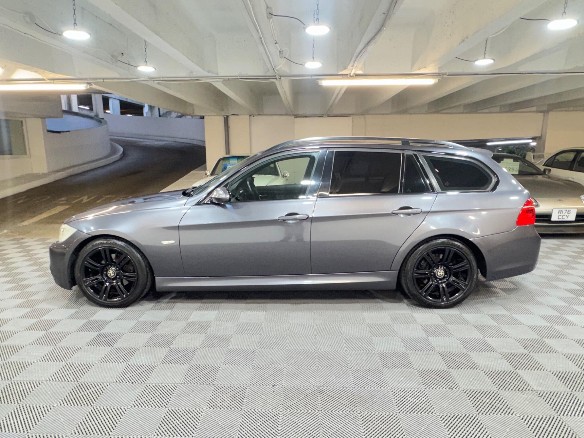 BMW 3 Series - Image 2