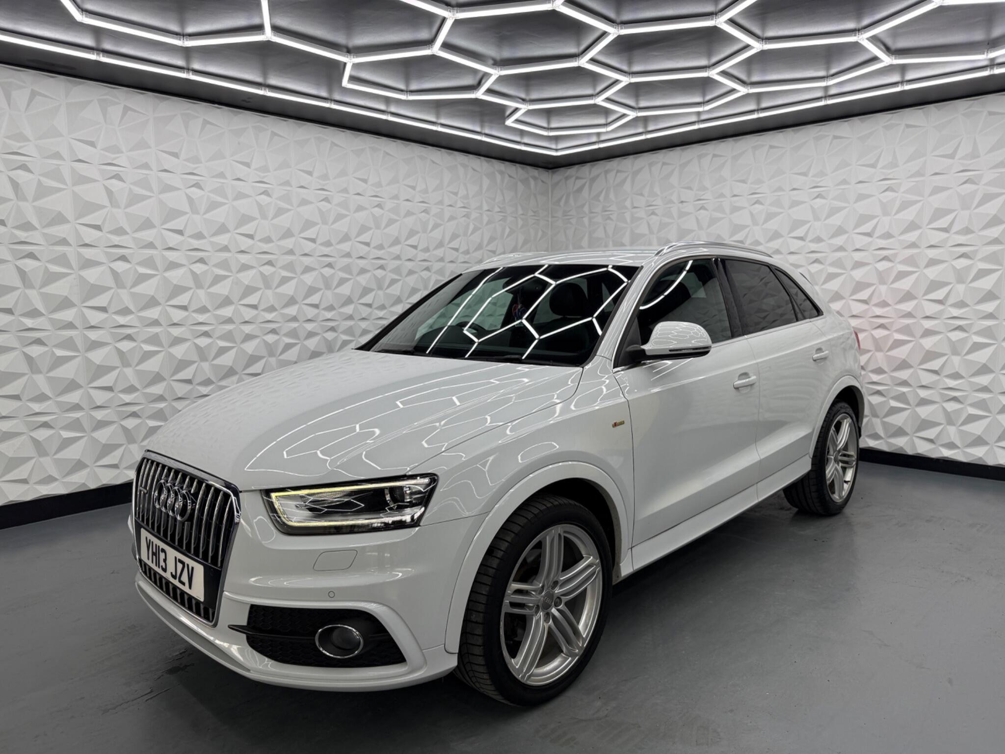 Audi Q3 - Image 5