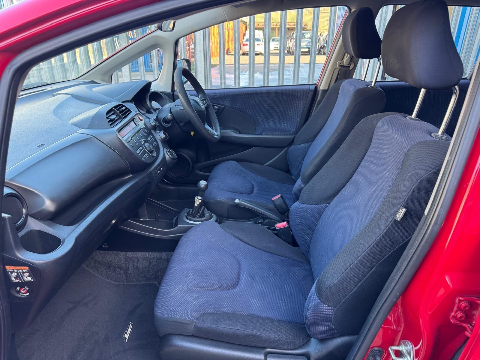Honda Jazz - Image 19