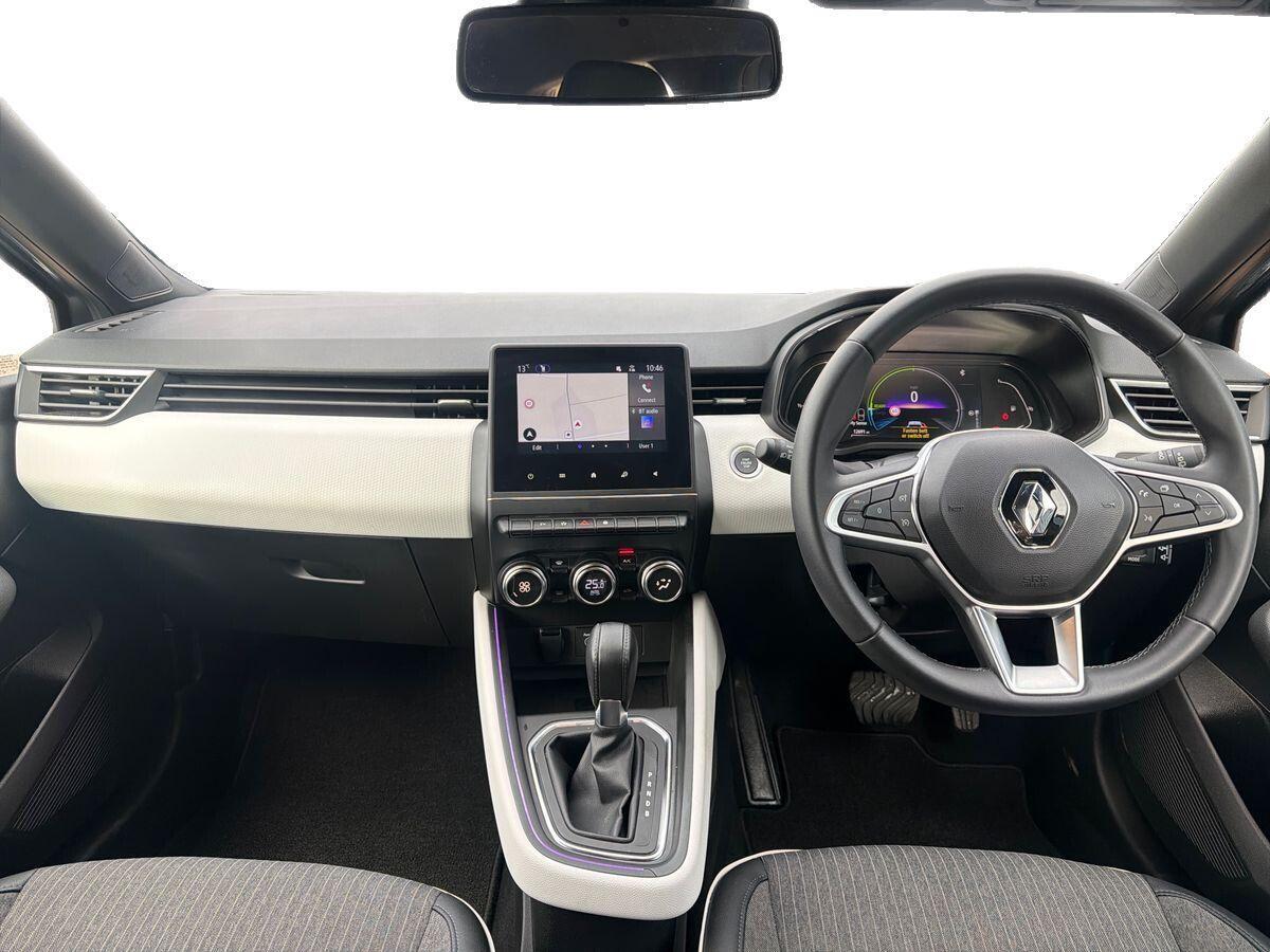 Renault Clio - Image 18