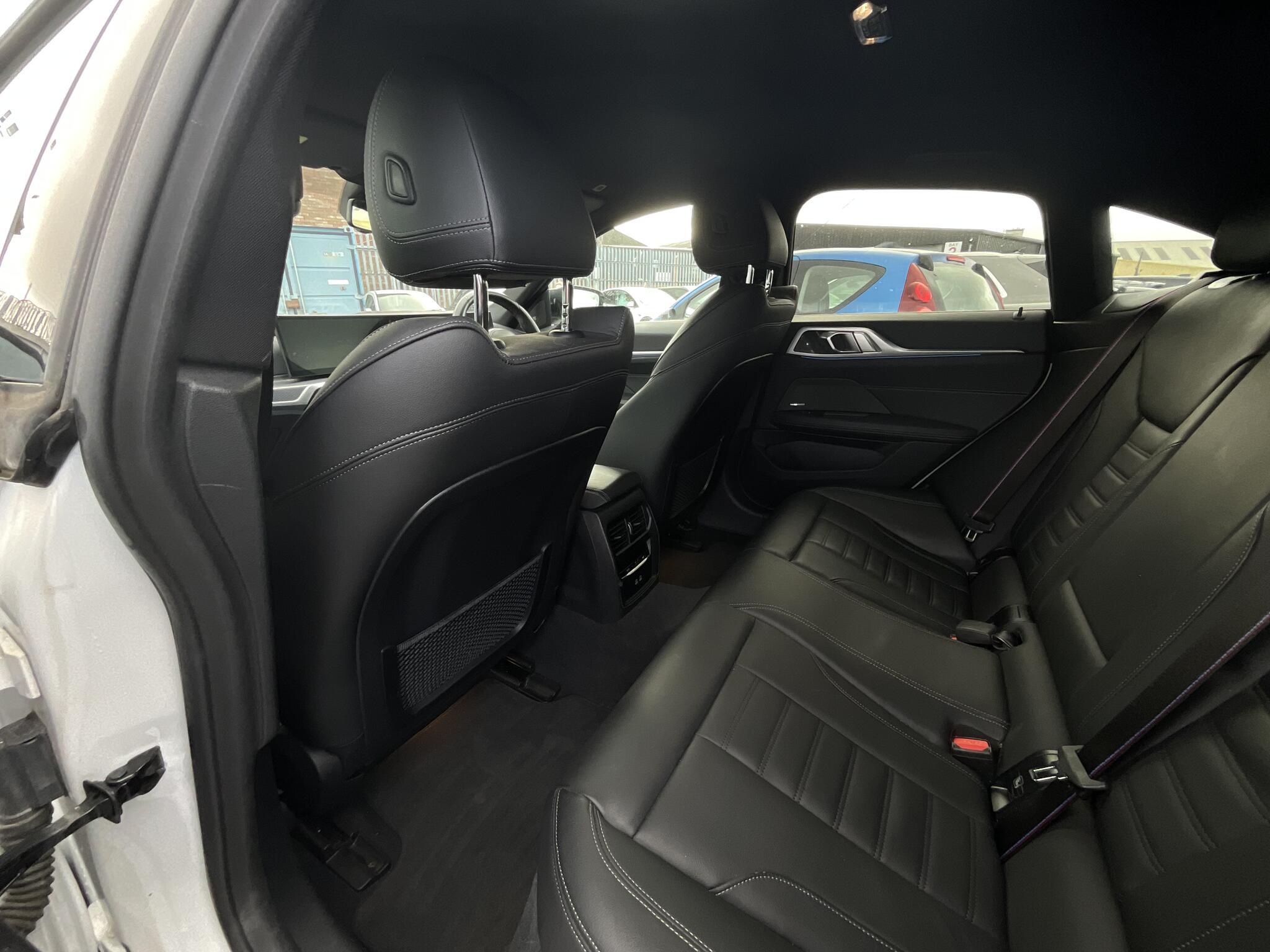 BMW I4 - Image 13