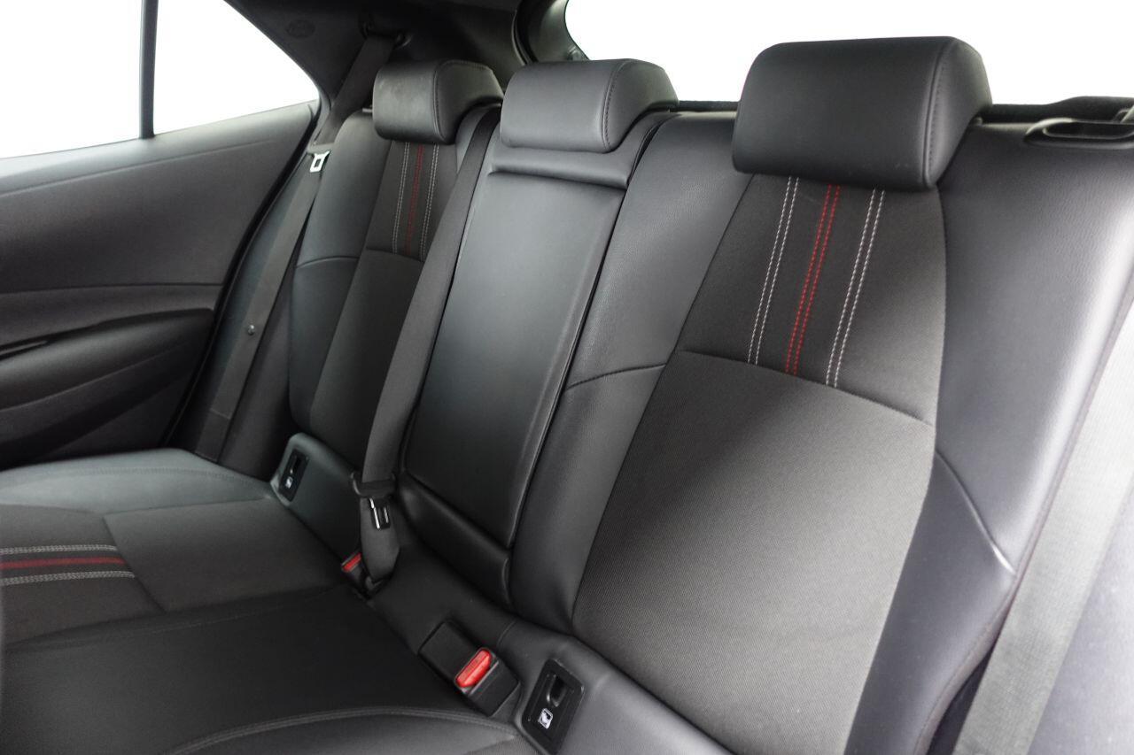 Toyota Corolla - Image 11