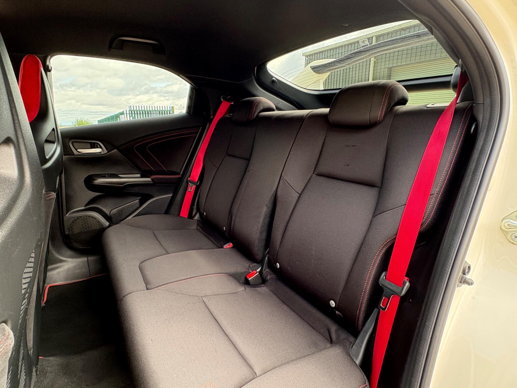 Honda Civic - Image 20
