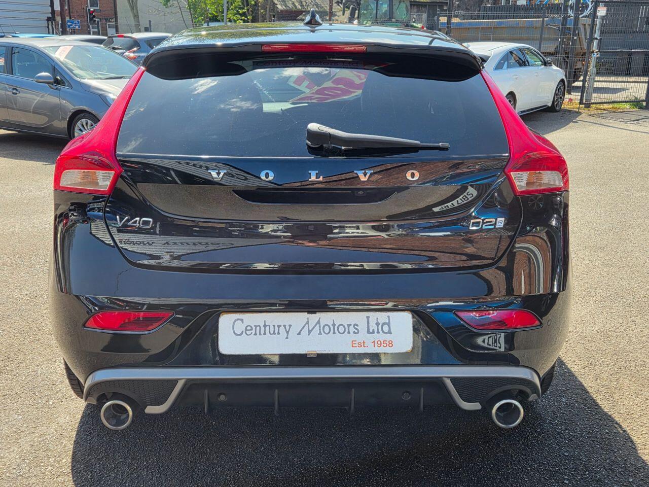 Volvo V40 - Image 12