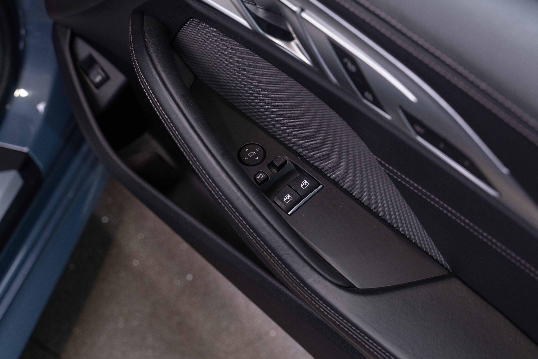 BMW 8 Series - Image 21