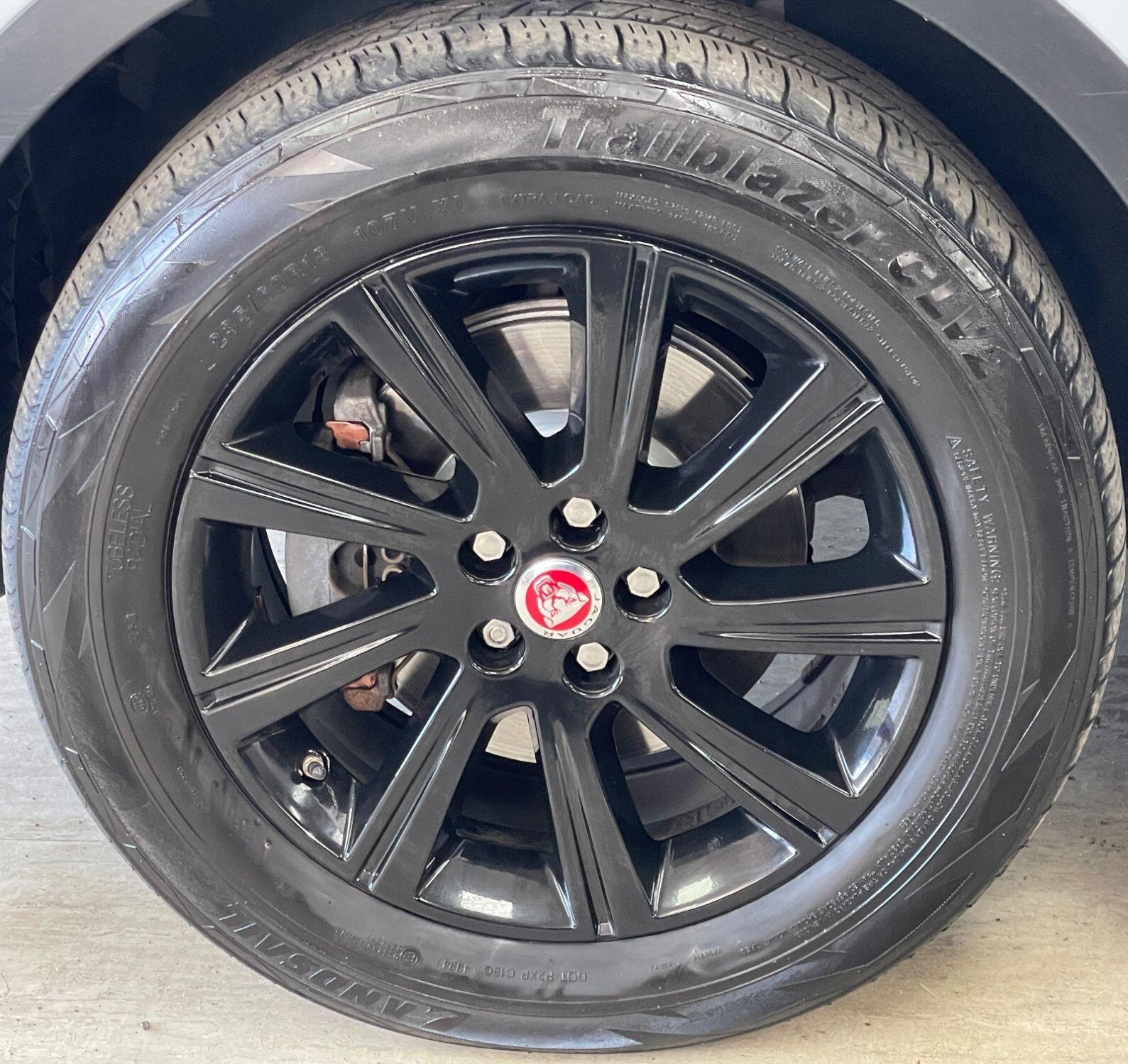 Jaguar E-Pace - Image 14