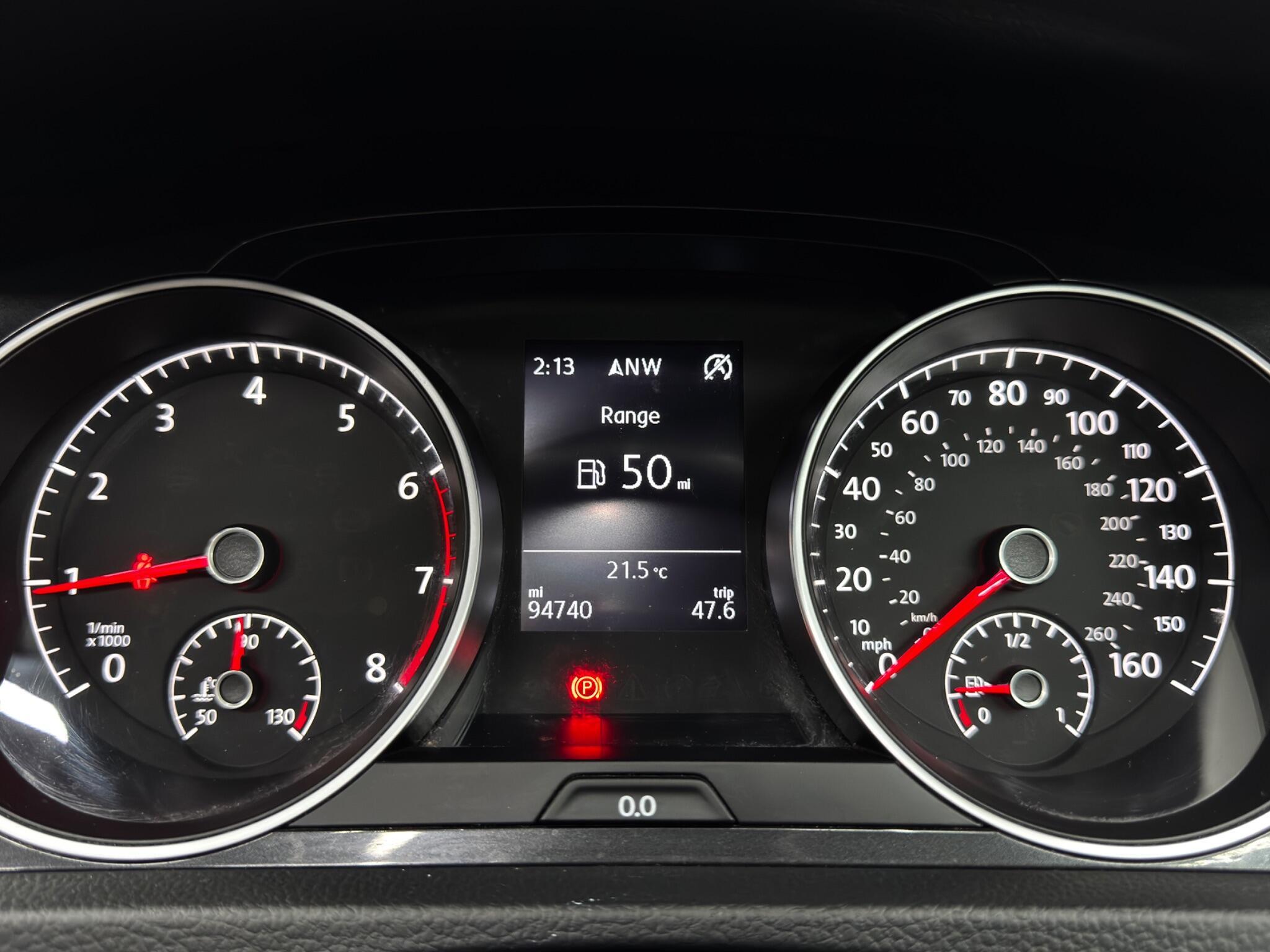 Volkswagen Golf - Image 20