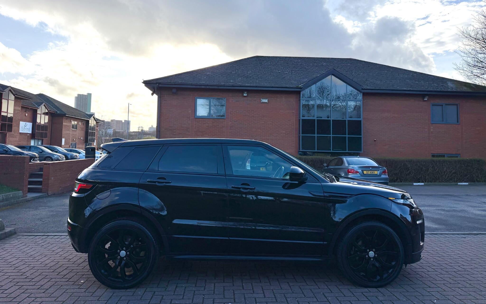 Land Rover Range Rover Evoque - Image 13