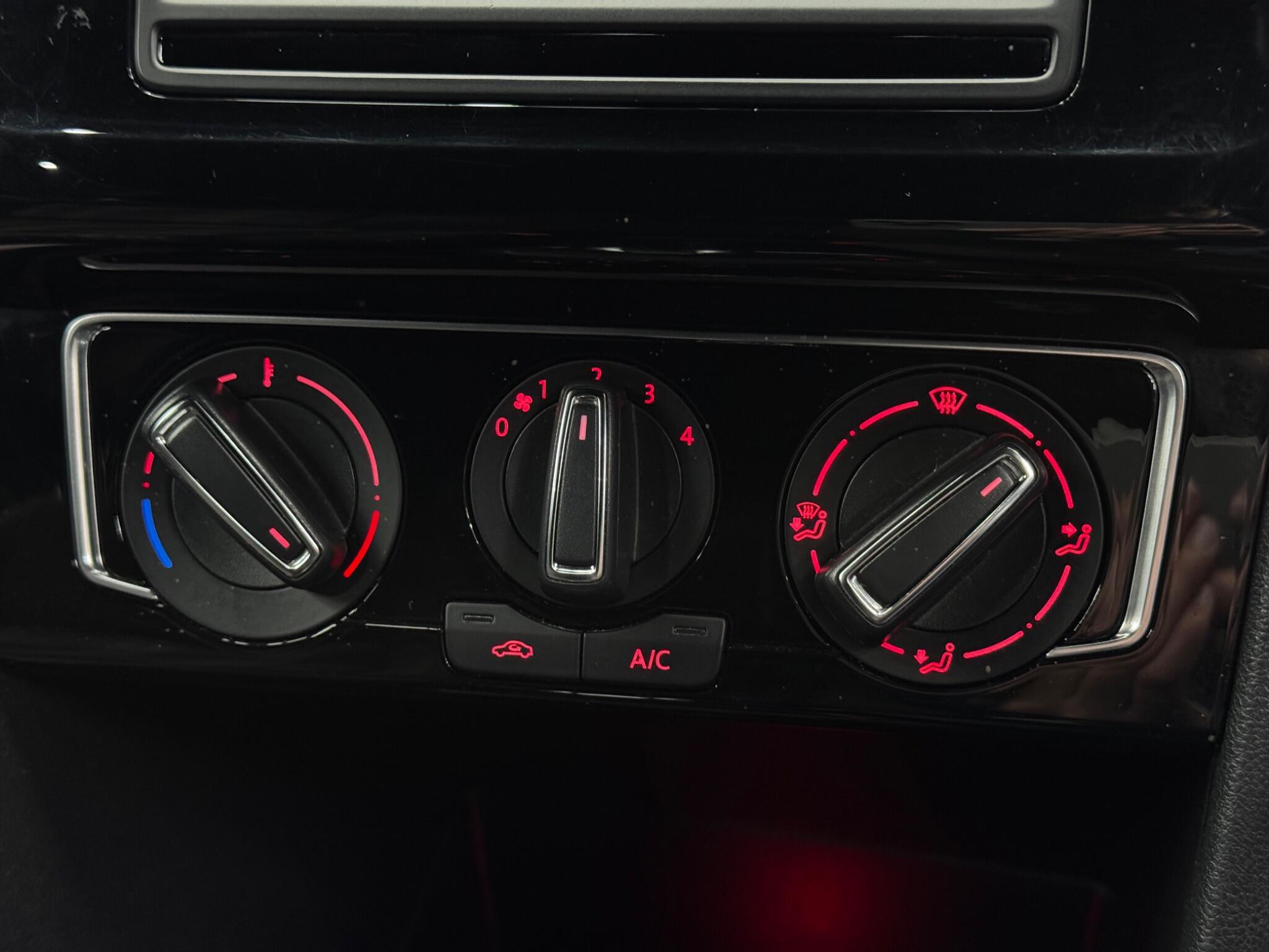 Volkswagen Polo - Image 26