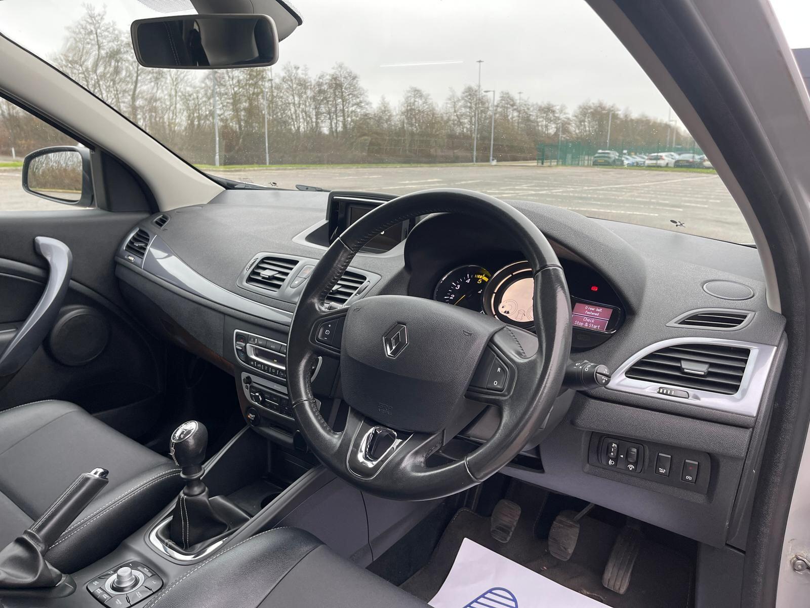 Renault Megane - Image 15