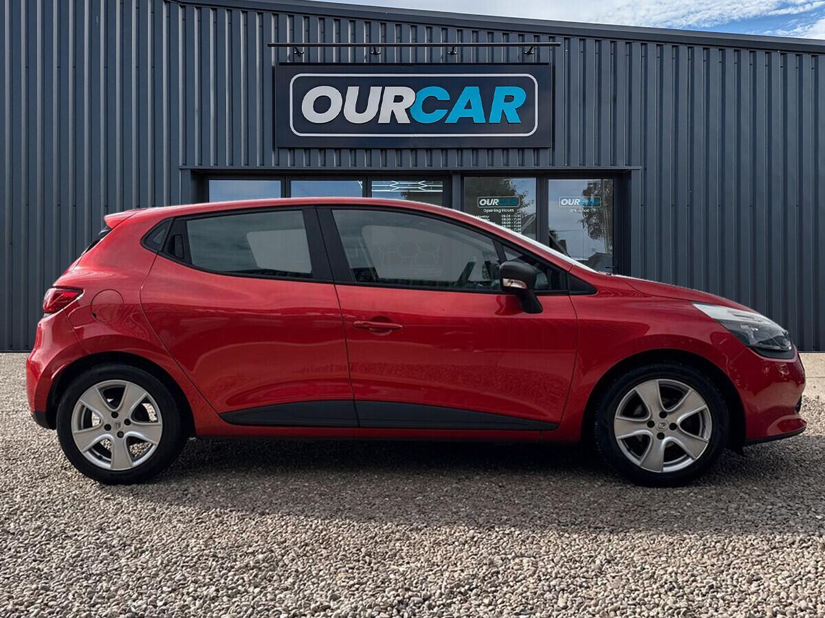 Renault Clio - Image 2