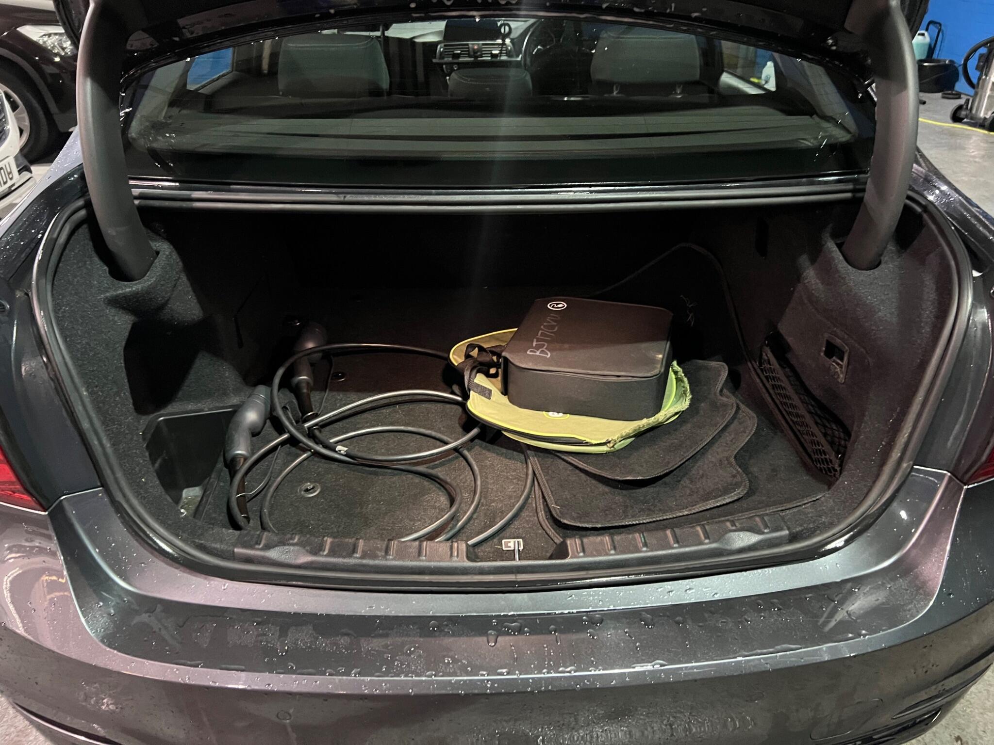 BMW 3 Series - Image 26