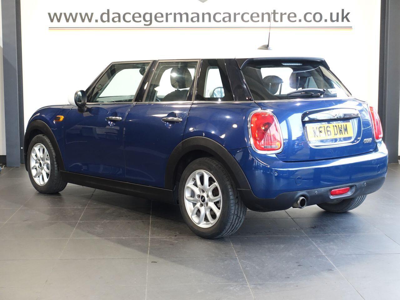 MINI Hatch - Image 9
