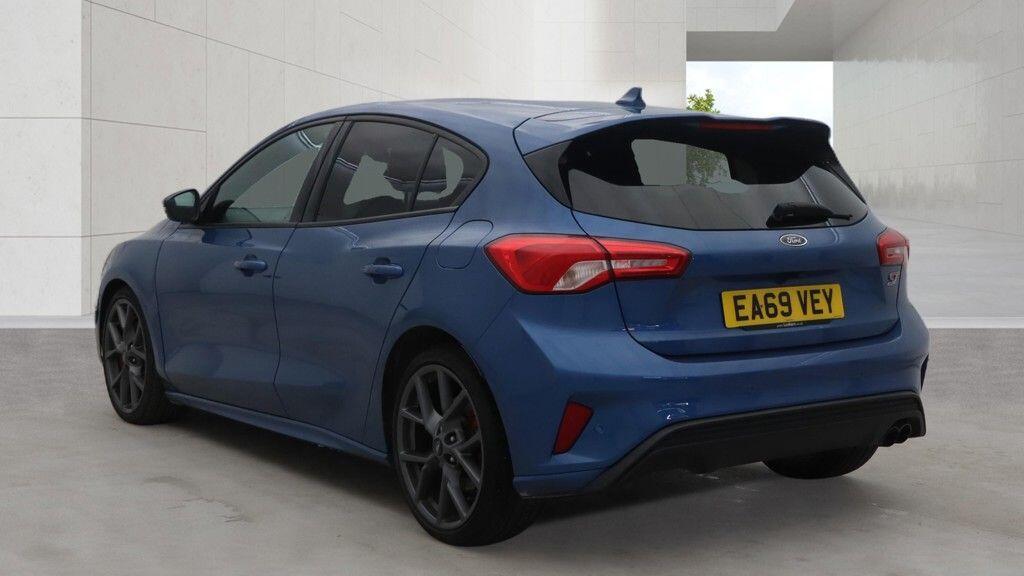 Ford Focus - Image 4