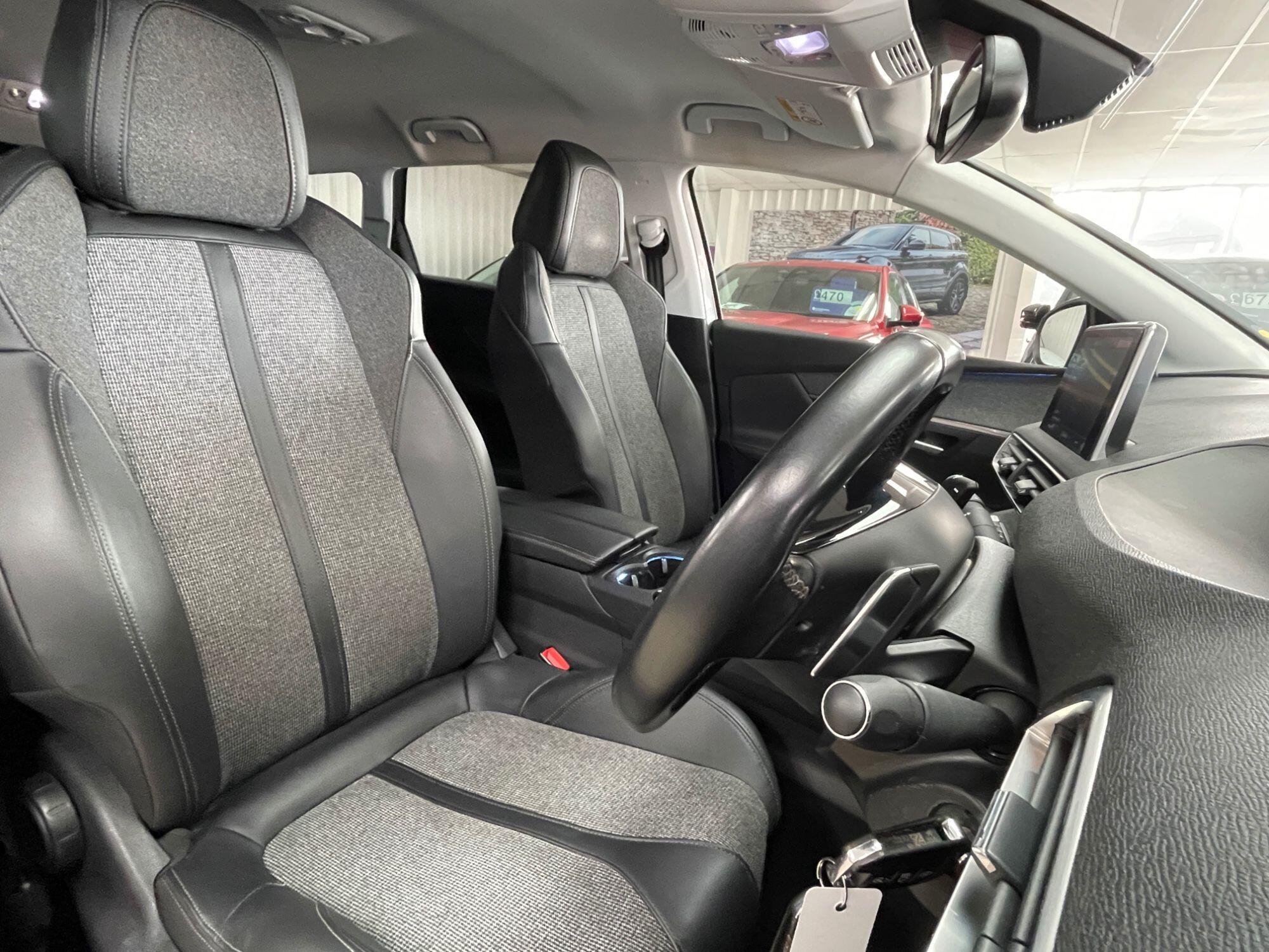 Peugeot 5008 - Image 25