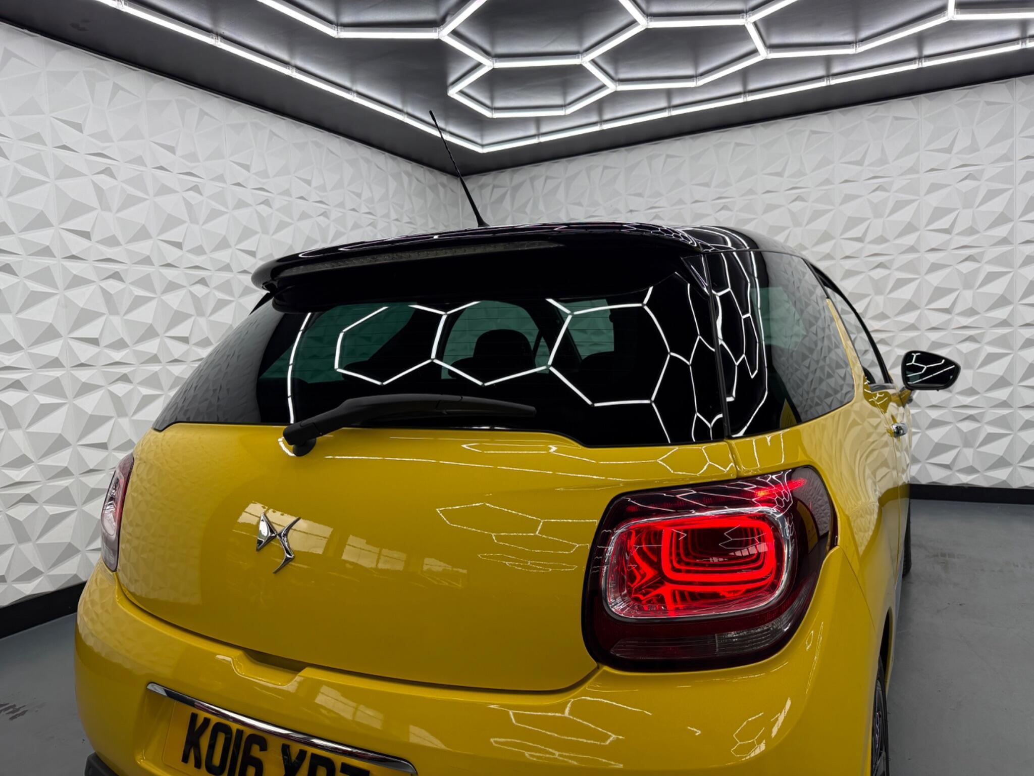 DS AUTOMOBILES DS 3 - Image 18