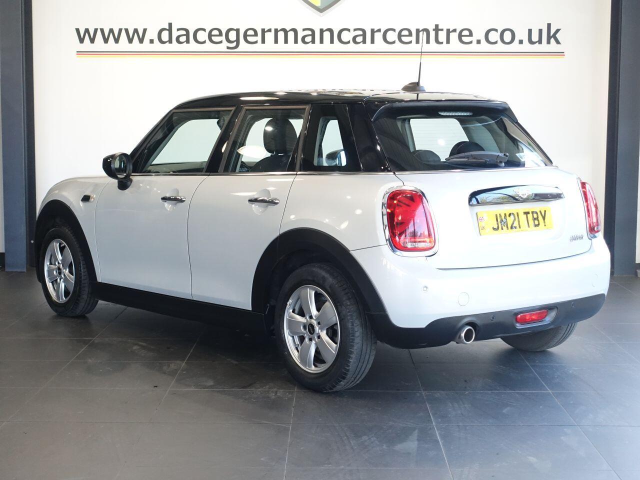 MINI Hatch - Image 8