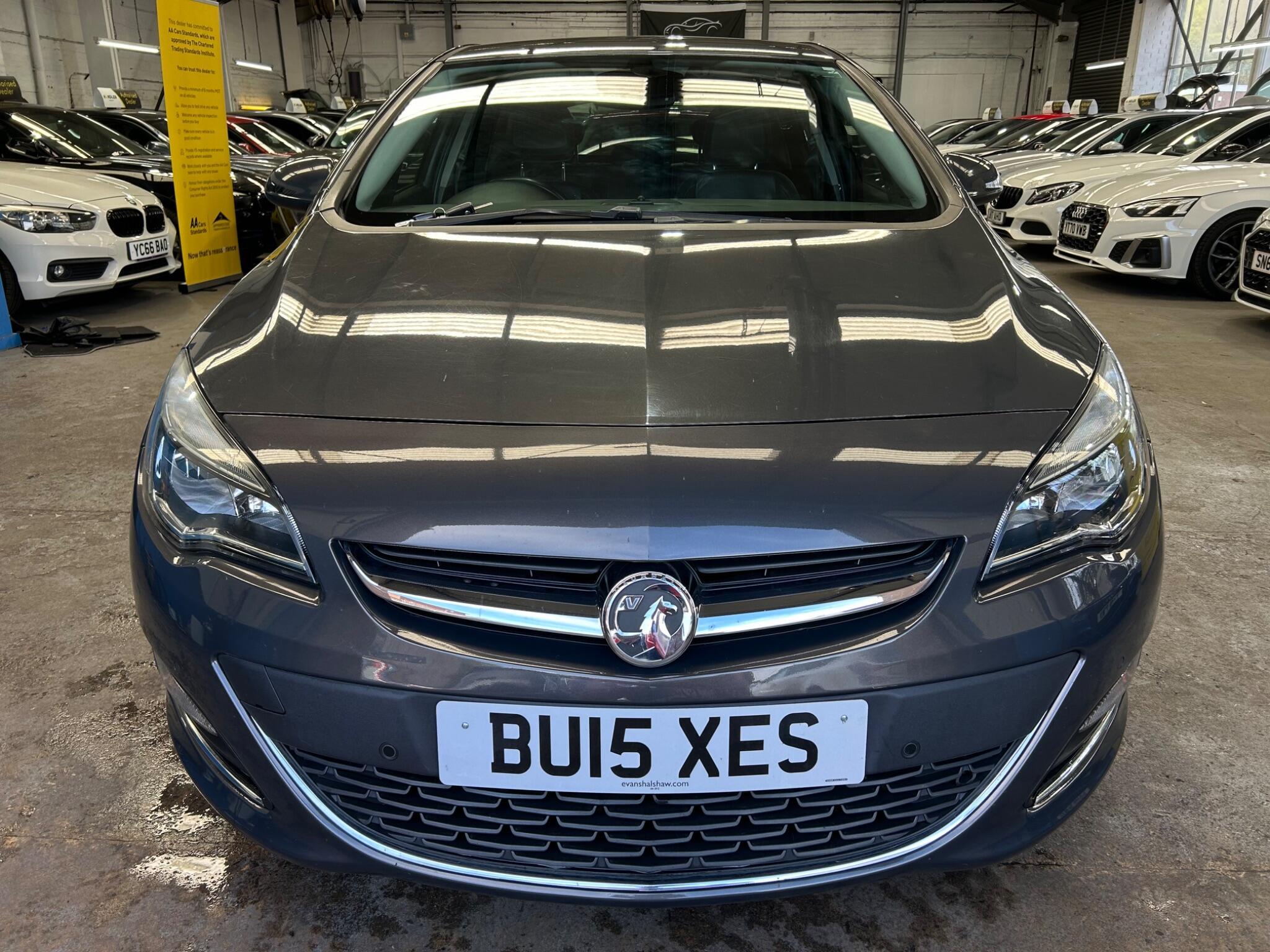 Vauxhall Astra - Image 2