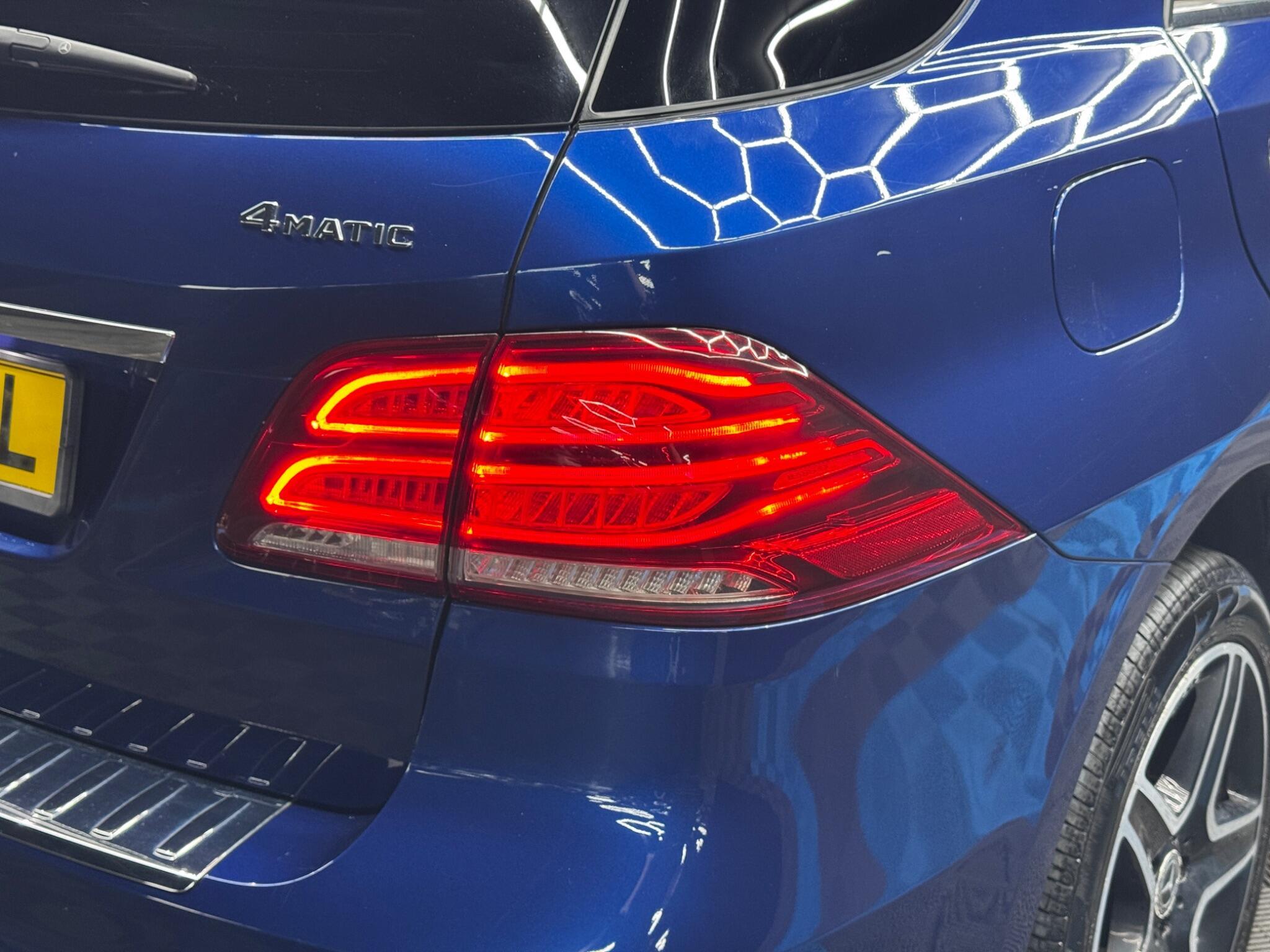 Mercedes GLE - Image 49