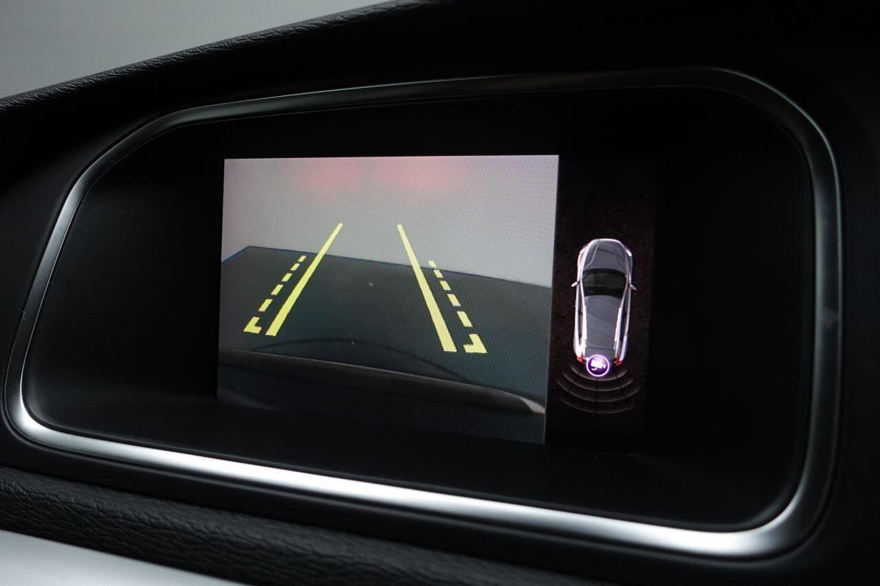 Volvo V40 CROSS COUNTRY - Image 21