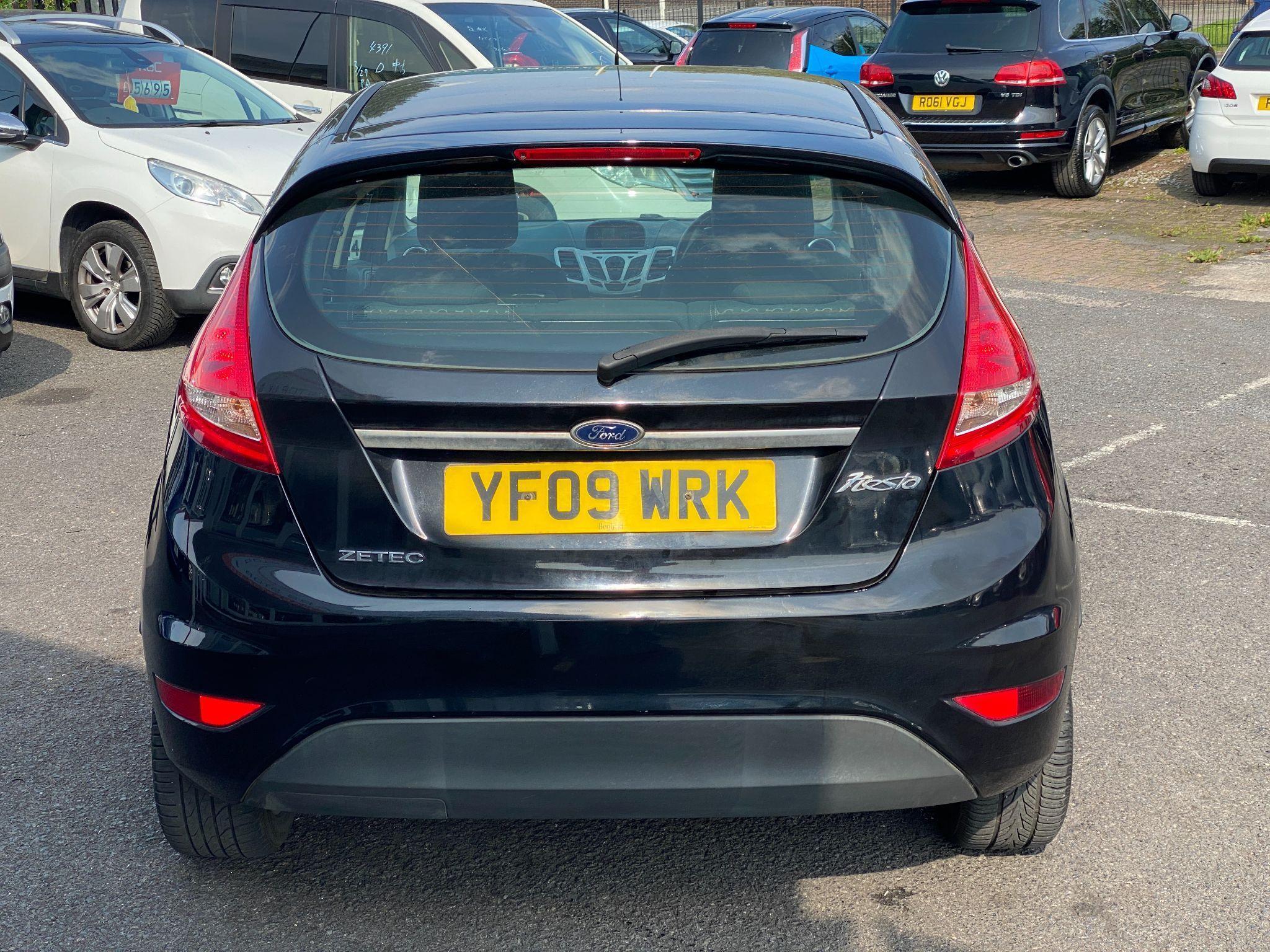 Ford Fiesta - Image 14