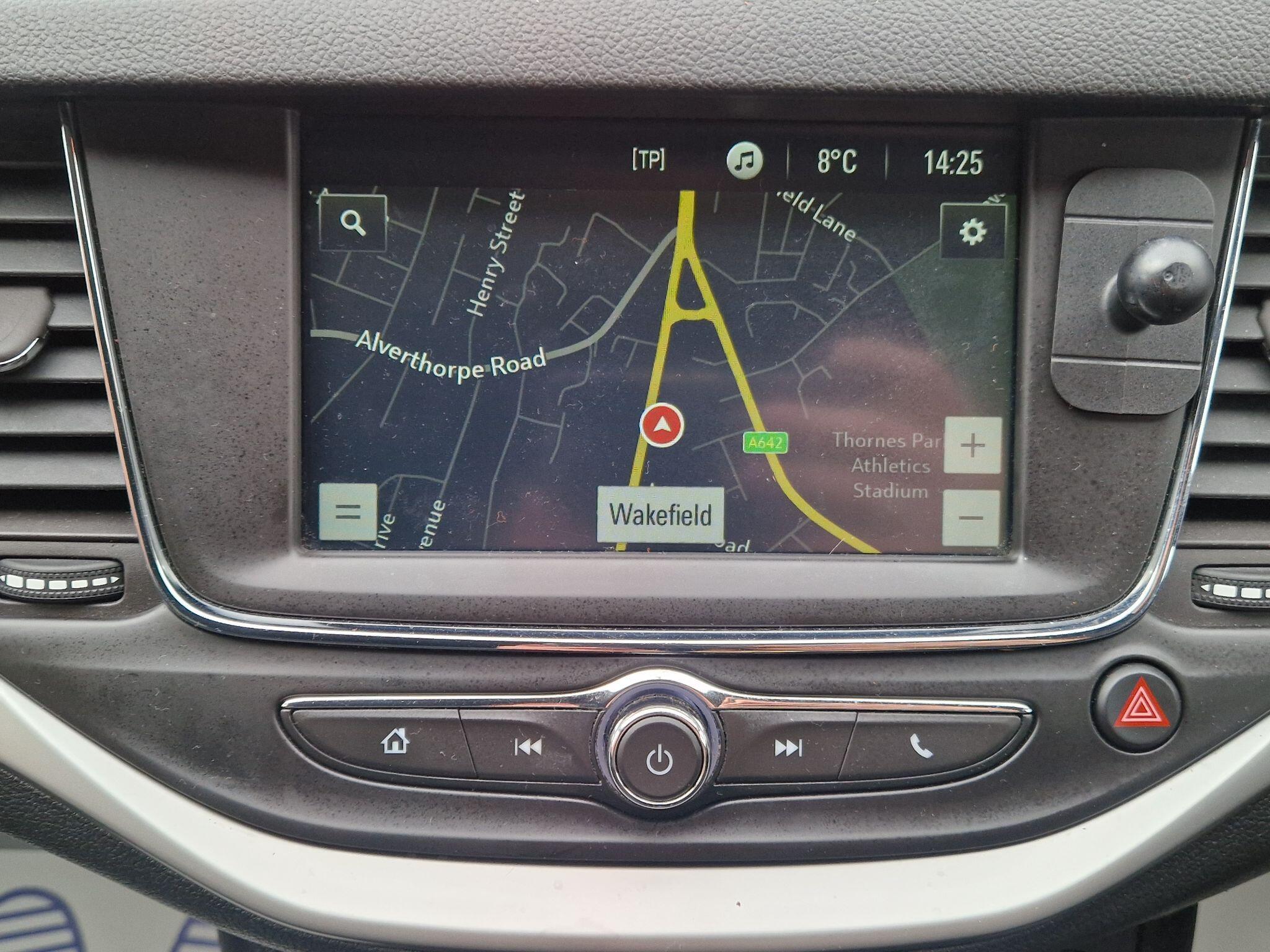 Vauxhall Astra - Image 42