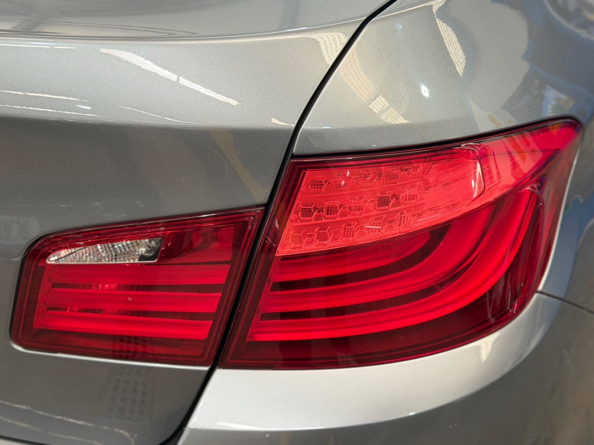 BMW 5 Series - Image 14