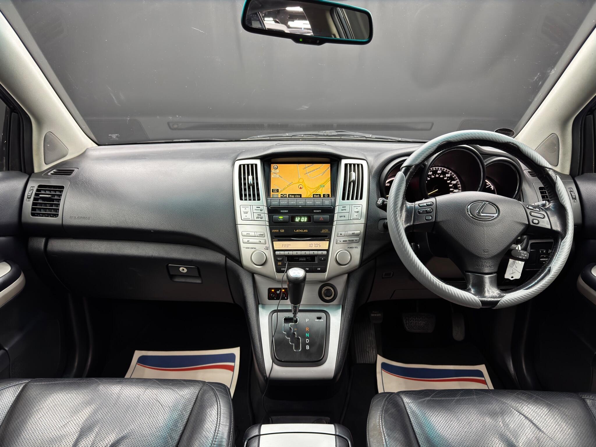 Lexus RX - Image 10