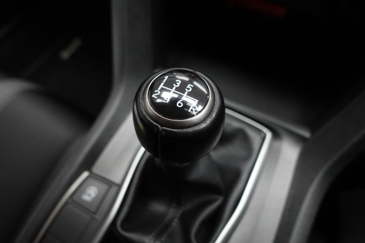 Honda Civic - Image 41