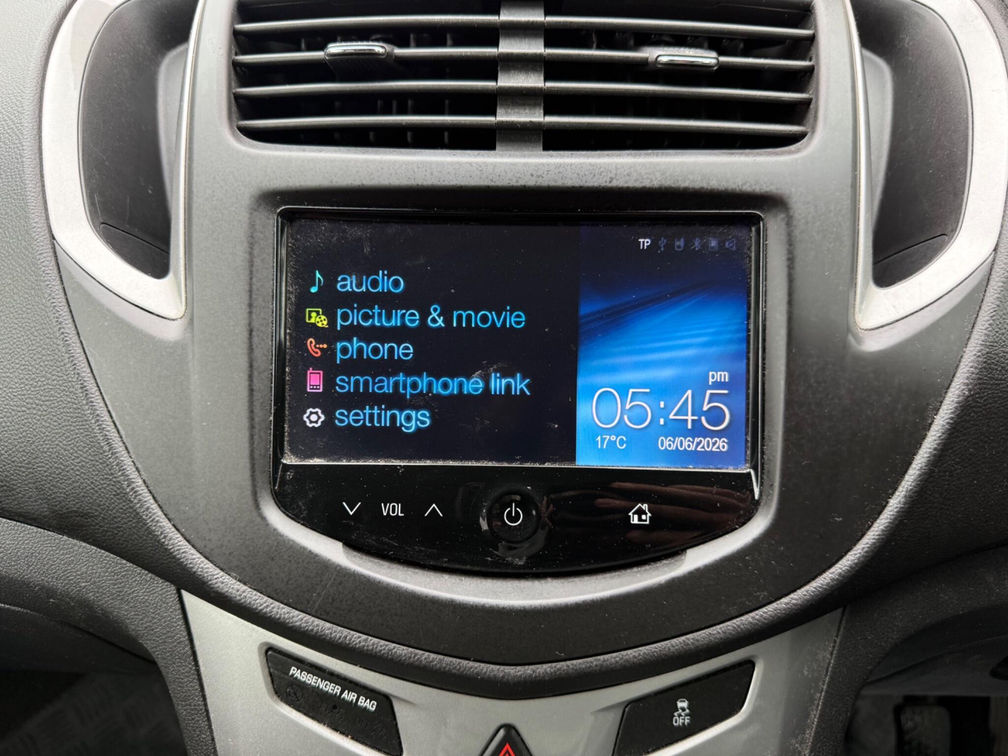 Chevrolet Trax - Image 10