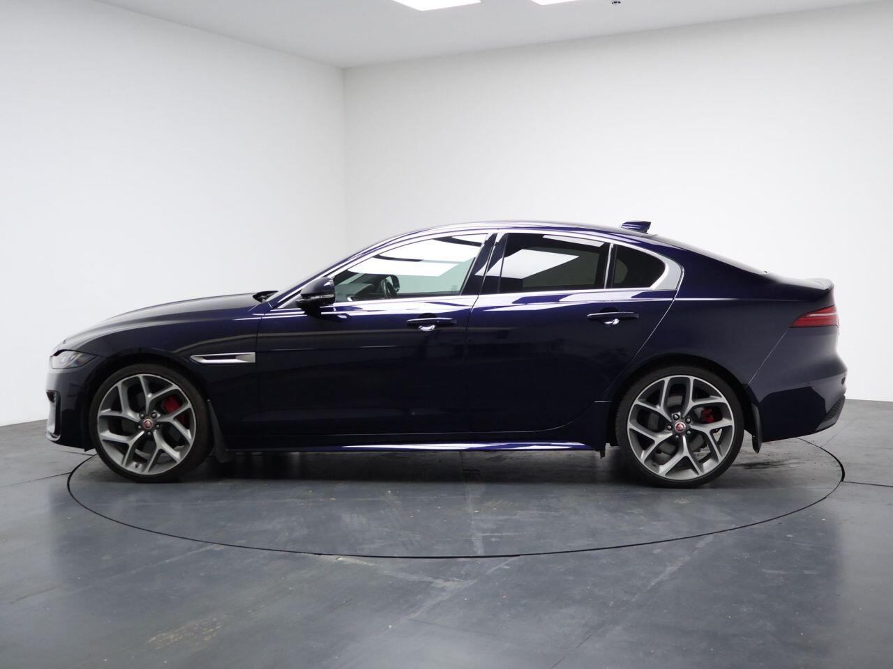 Jaguar XE - Image 8