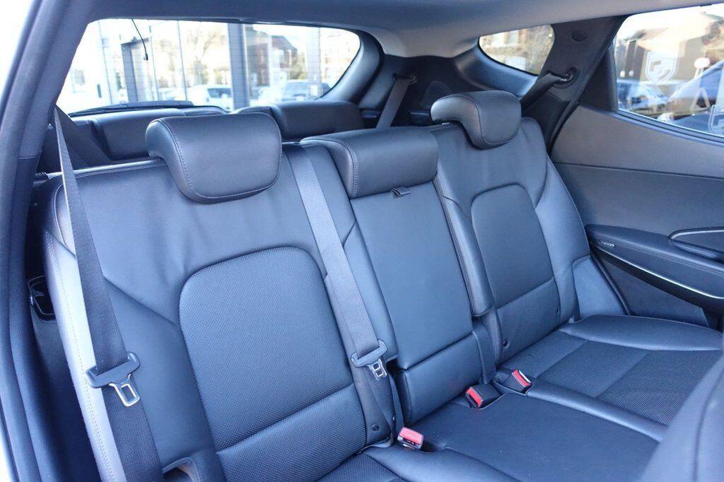 Hyundai Santa Fe - Image 12