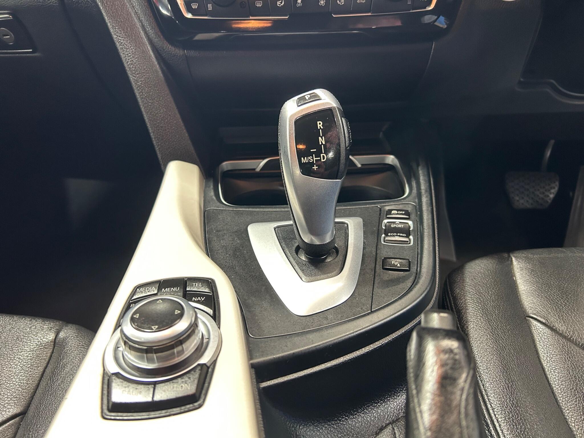 BMW 3 Series - Image 15